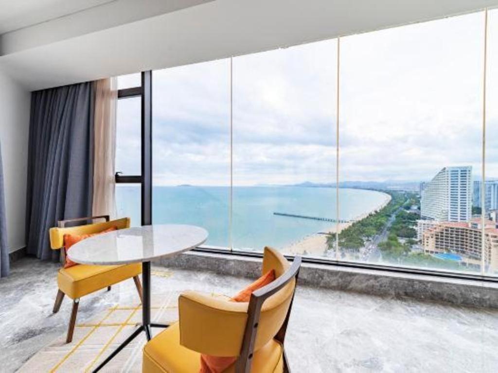 Rock Platinum Sea View Hotel Санья Экстерьер фото