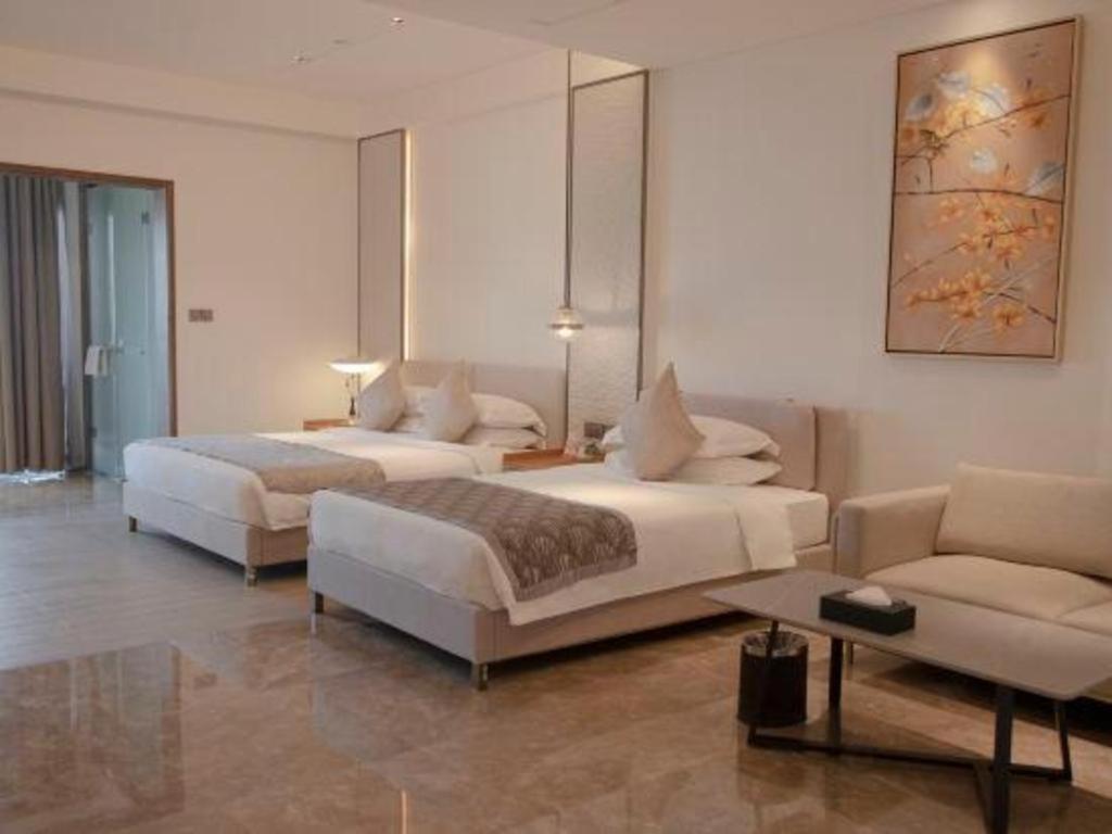 Rock Platinum Sea View Hotel Санья Экстерьер фото