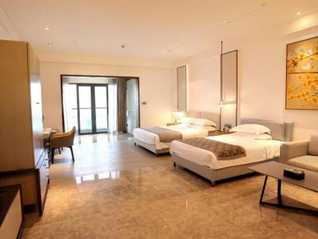 Rock Platinum Sea View Hotel Санья Экстерьер фото