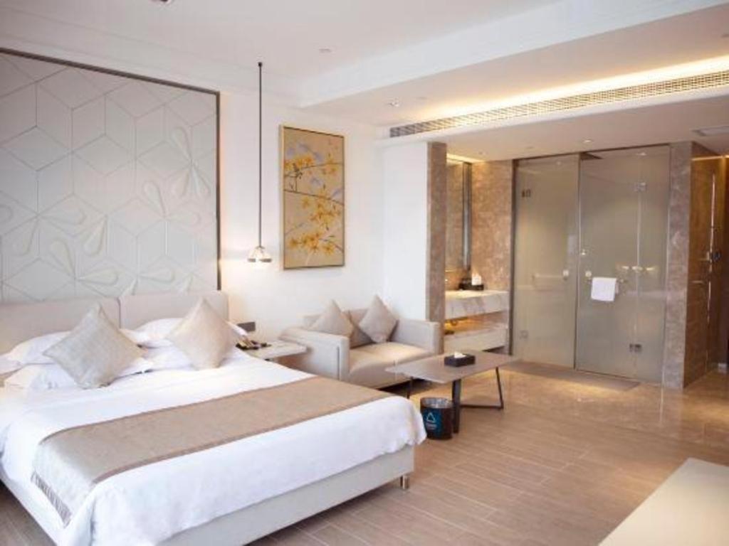 Rock Platinum Sea View Hotel Санья Экстерьер фото