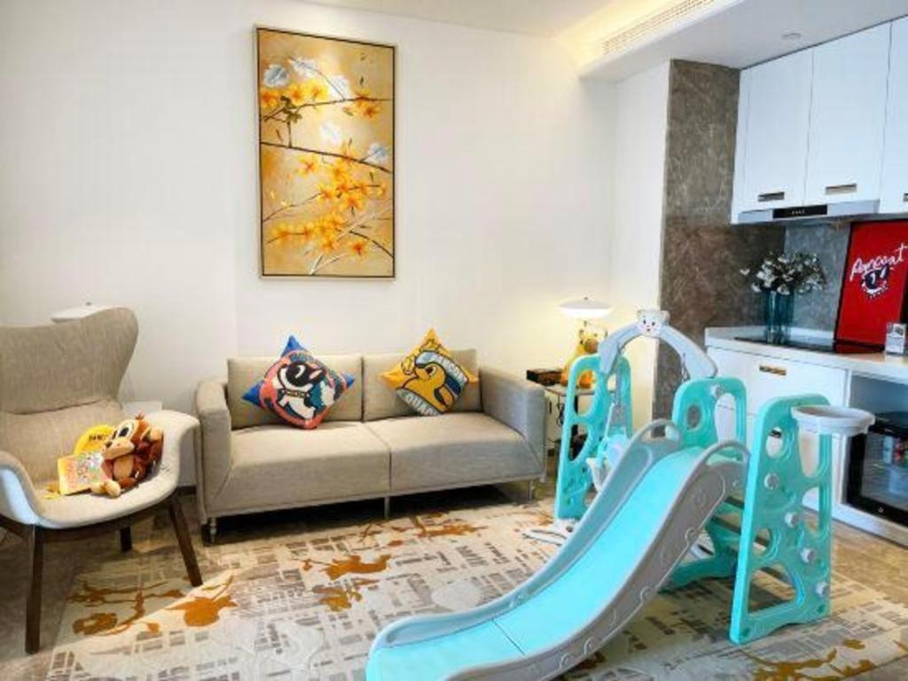 Rock Platinum Sea View Hotel Санья Экстерьер фото