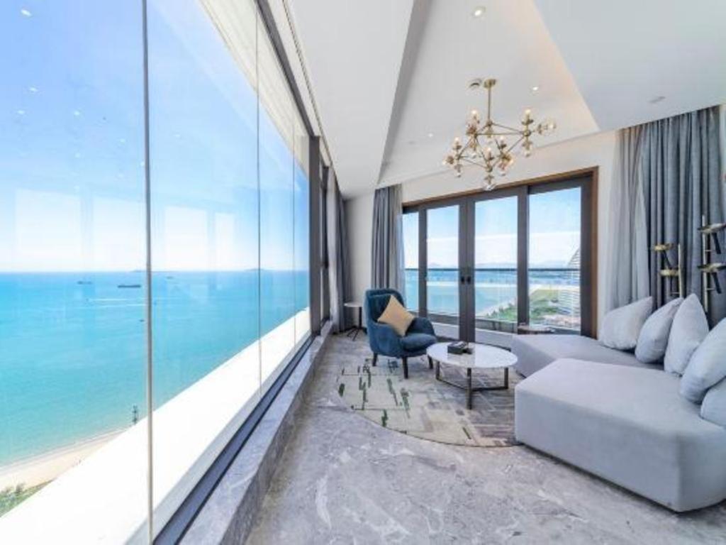 Rock Platinum Sea View Hotel Санья Экстерьер фото